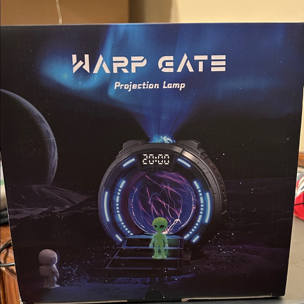 Warp Gate Projection Lamp